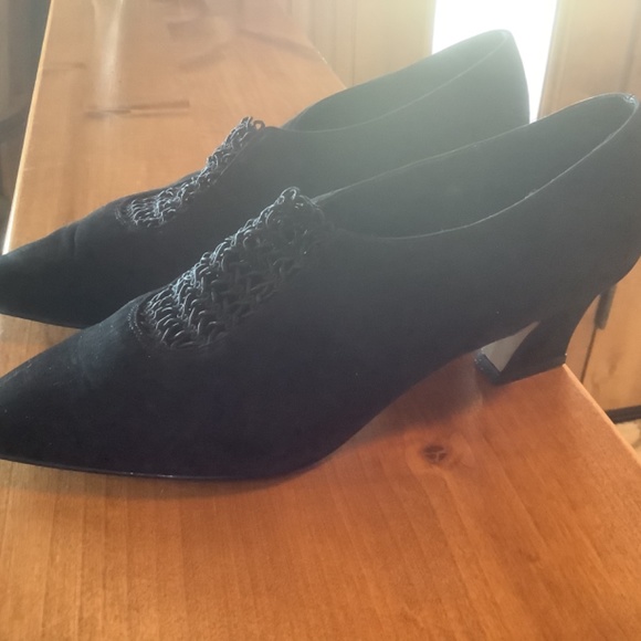 Sandra Miller Suede Leather Heels - Picture 2 of 3